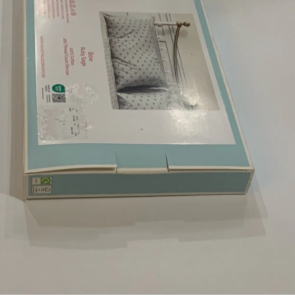 Cath Kidston London Bow Pillowcase Set - Ruby Sage, Percale cotton, 21"x28", NIB - Picture 9 of 10